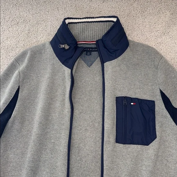 Tommy Hilfiger Sweater Jacket - Men’s small - Picture 5 of 7